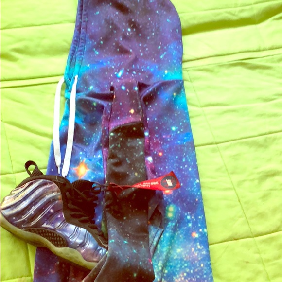 Galaxy foams with matching jacket